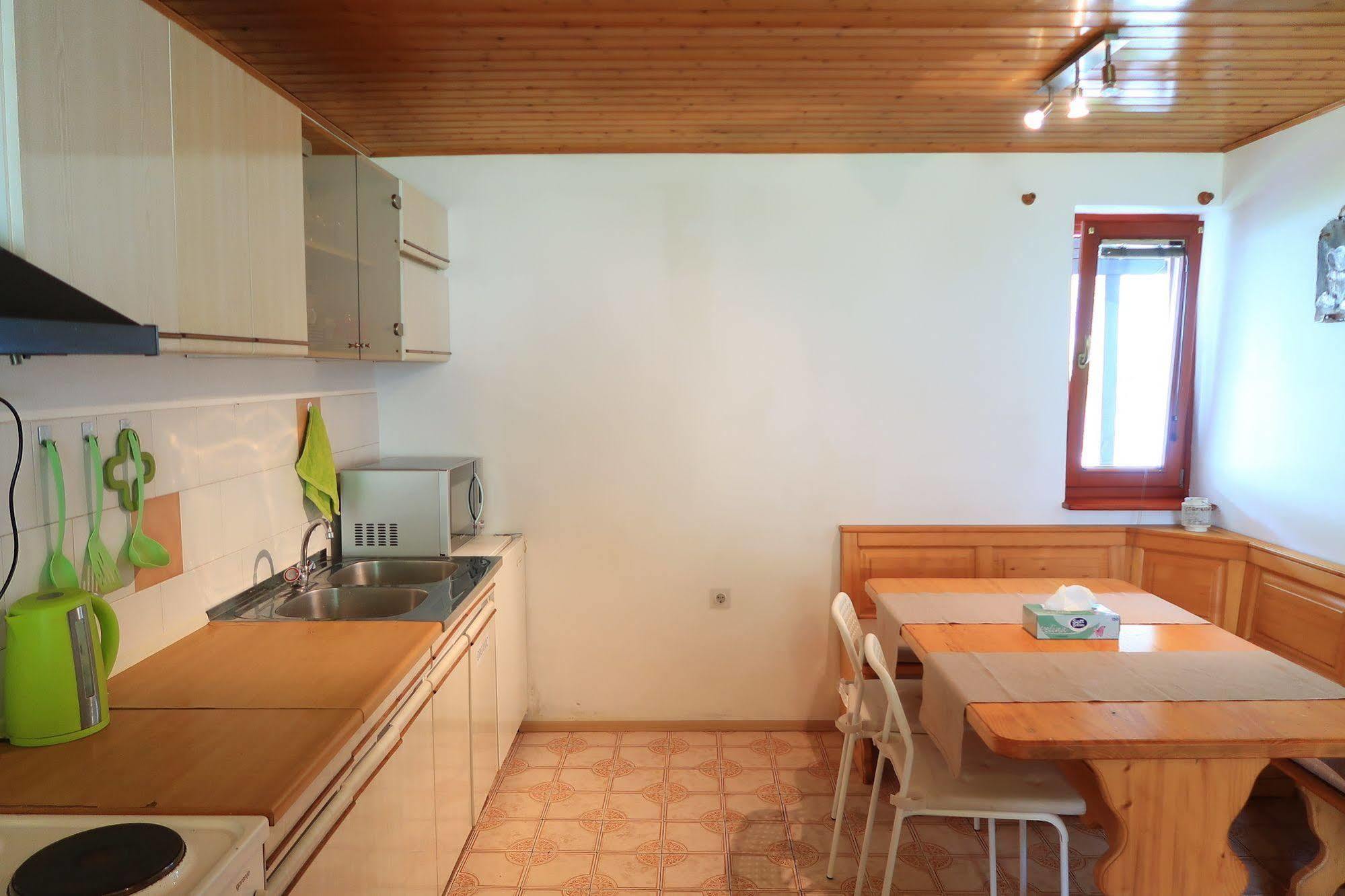 Budget Homestay كوباريد المظهر الخارجي الصورة